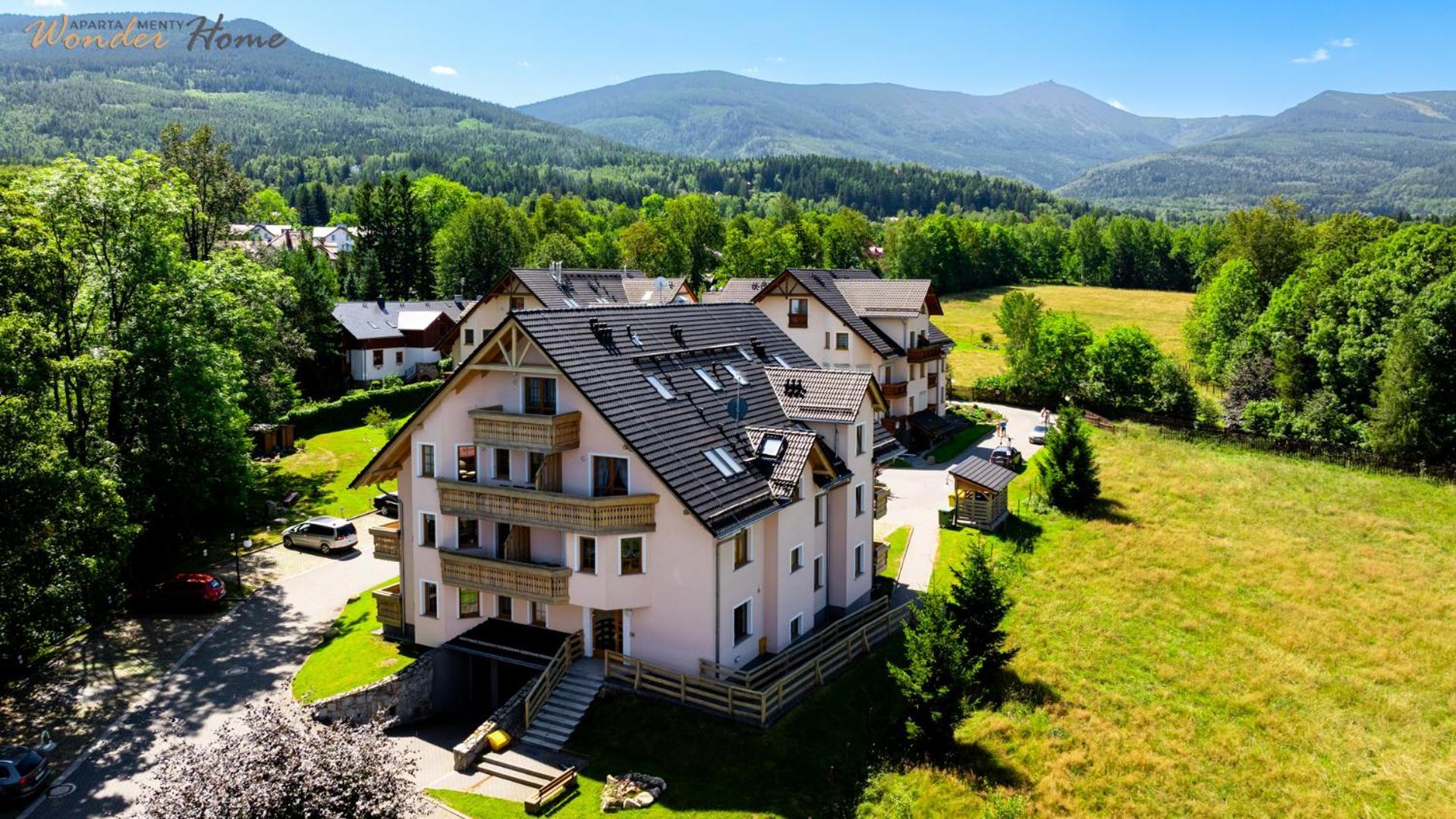 Wonder Home - Apartamenty W Spokojnej Okolicy, Z Widokiem Na Gory Karpacz Bagian luar foto